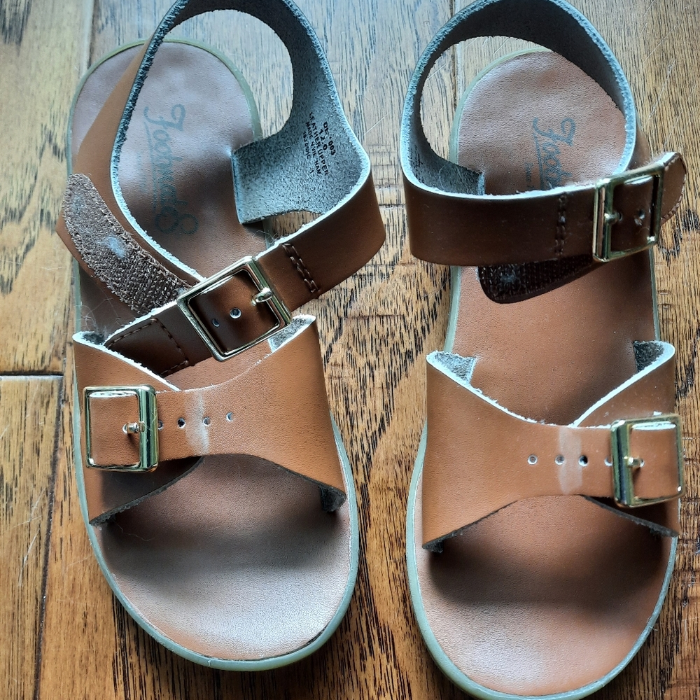 EUC Boys Footmates Sandler Size 12